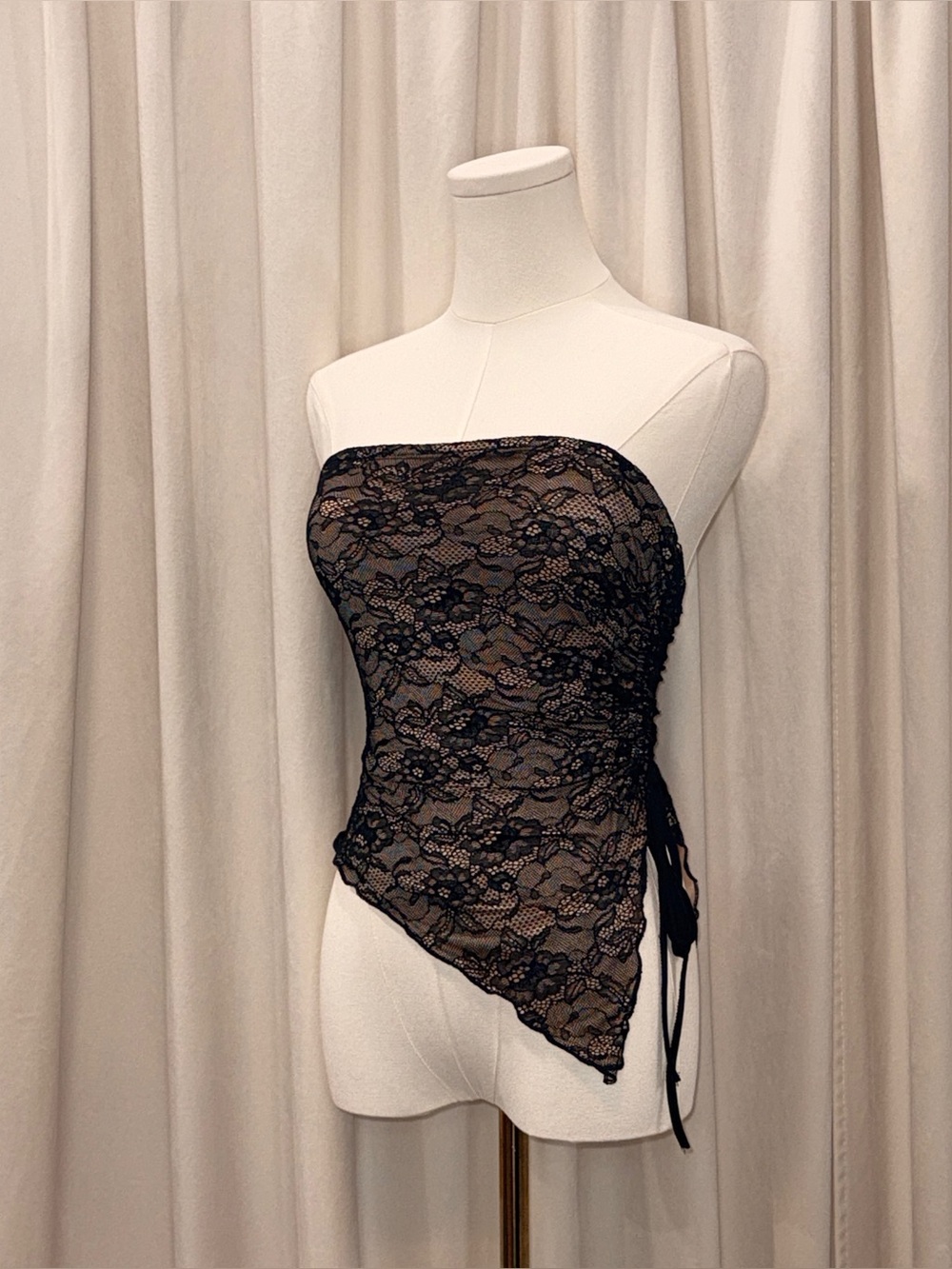 Black Floral Lace Strapless Asymmetrical Ruched Tube Top XS